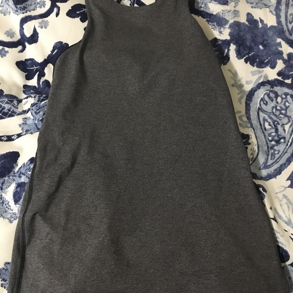 Lululemon High Neck Tank - Picture 5 of 6